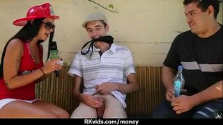 Naked cailín agus ag fuck crua físeán gnéas 17