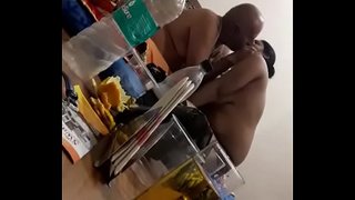 ���ಾಯಿಯಿಂದ ಜುಂಬು ದೊಡ್ಡ ಮೊಲೆ ಹಾಟ್ ಲೇಡಿ