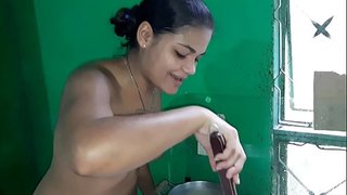 ���ा विश्वास सर्व नग्न स्वयंपाक आणि आमंत्रित प्रत्येकजण ते खाऊ, पण हे आहे, एल&amp;nbsp; समान तो