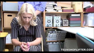 TeenShoplifter.com - Teen Shoplifter Amin'ny Kely Tits Mahatonga Fuck Hiatrehana Levitra Fisorohana Ny Manamboninahitra