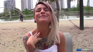 б. Рід адикта аль семен - скінчив на обличчя іспанському підлітку